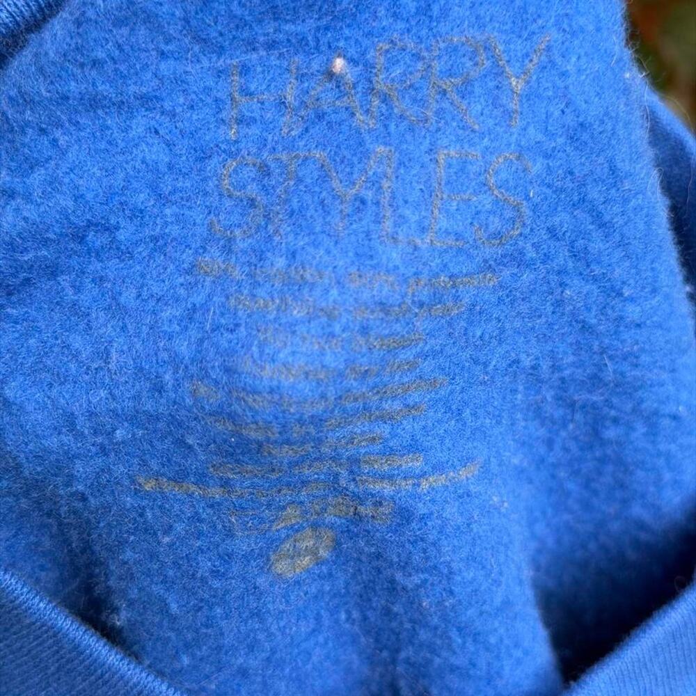 Blue harry styles love on - Picture 4 of 4